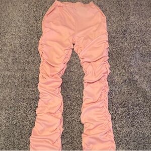 Pink scrunch pants
